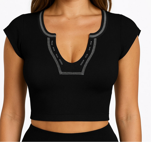 Cropped top with a sexy neckline