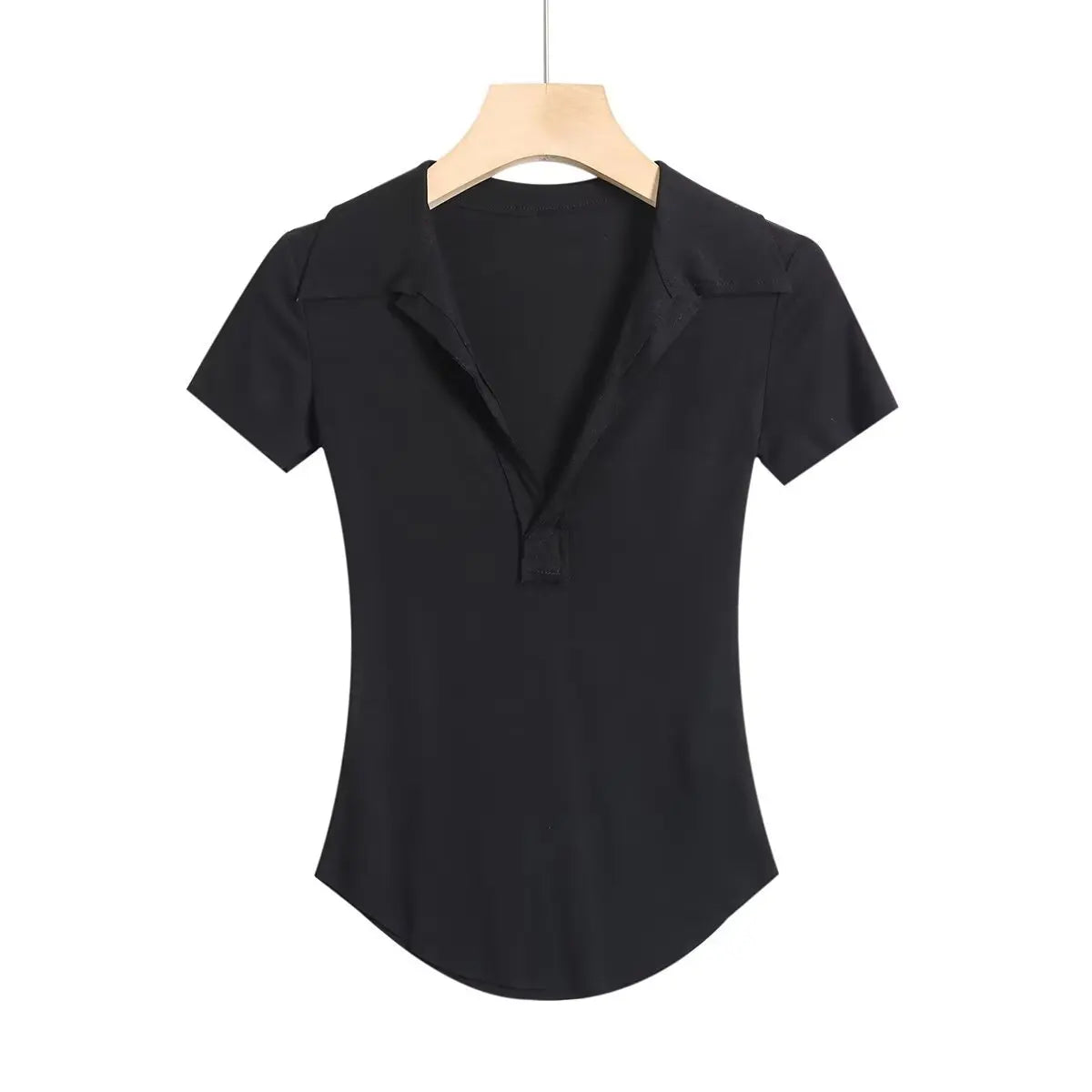 חולצה בסגנון פולו אלגנטית