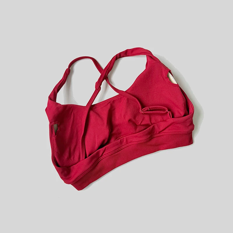 A sporty collar bra