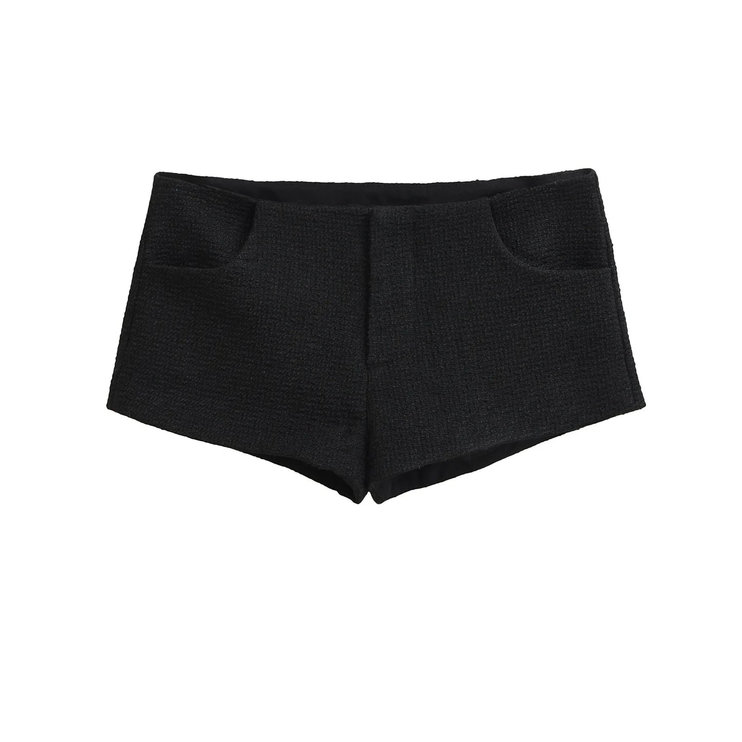 שורט בגזרה נמוכה ואלגנטית