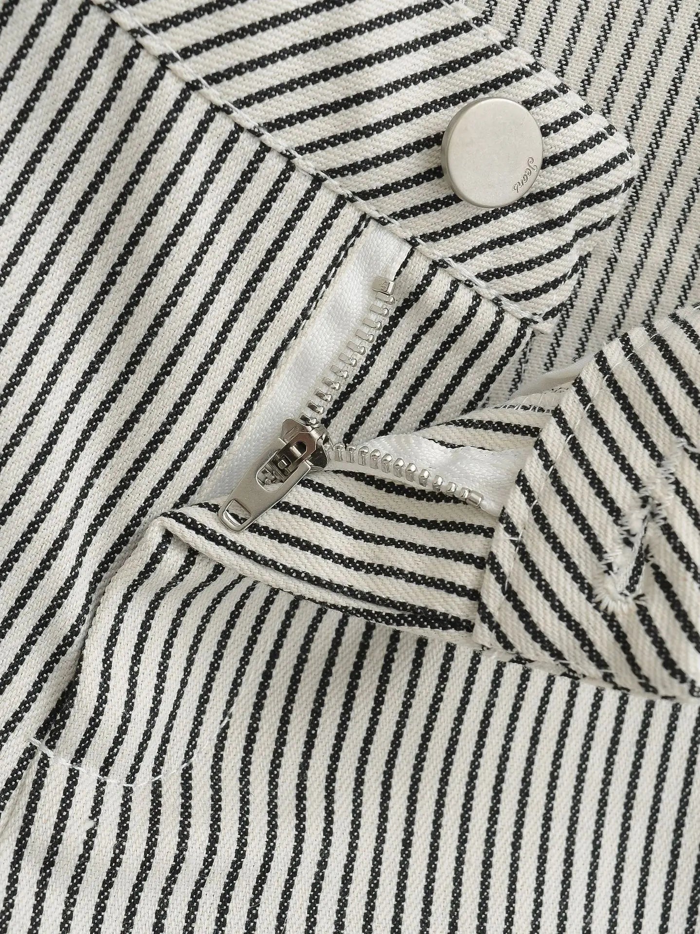 Denim-like striped shorts