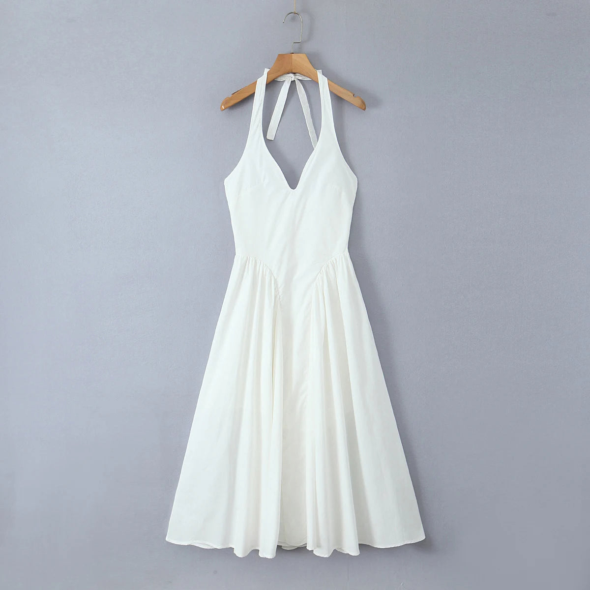Collar dress in a slim fit