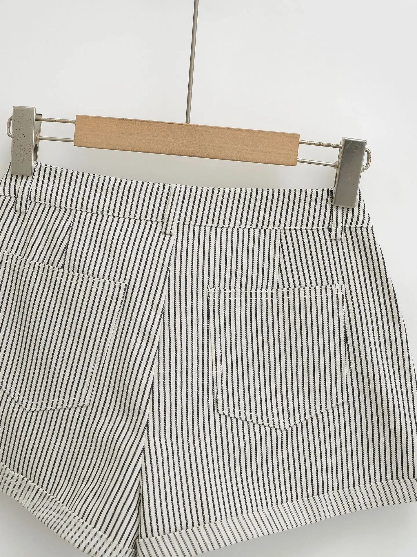 Denim-like striped shorts