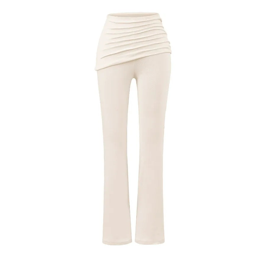 Tights with folds at the waist