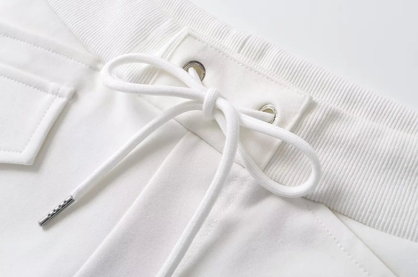 Shorts with a cute pocket