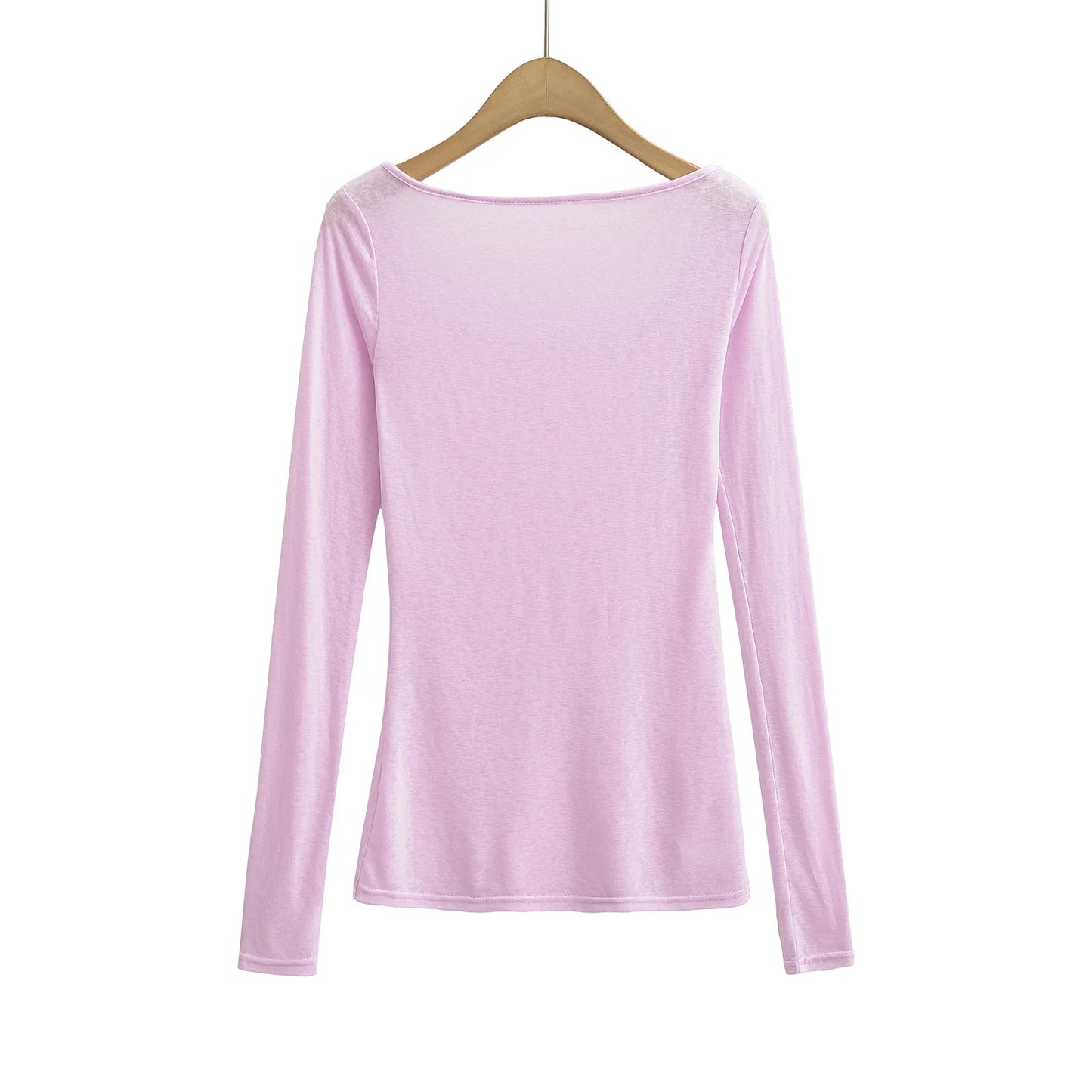 A long shirt with a delicate hood