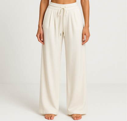 Straight pants in a light elegant cut