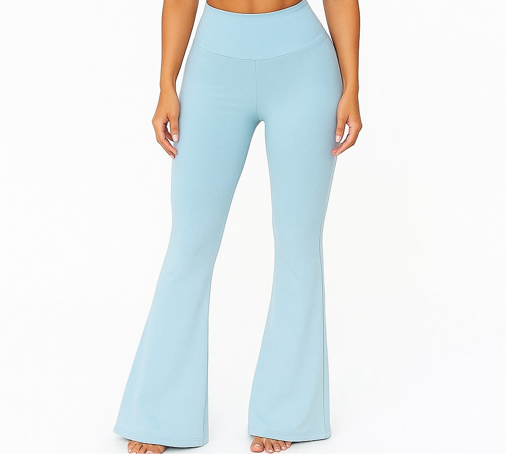 Flared pants with thick elastic at the waist