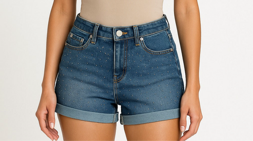 Shiny short jeans