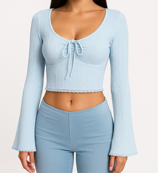Aesthetic shirt with a tie in the chest and lace decorations