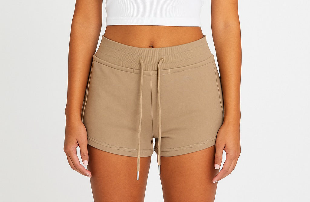 Basic elastic shorts