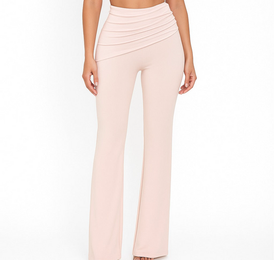 Tights with folds at the waist