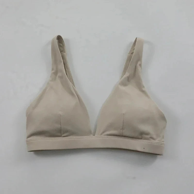 Sports bra for a shapely look