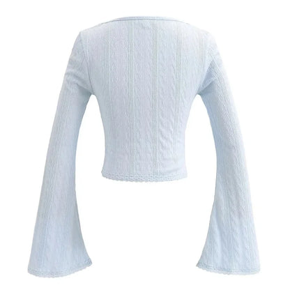 Aesthetic shirt with a tie in the chest and lace decorations