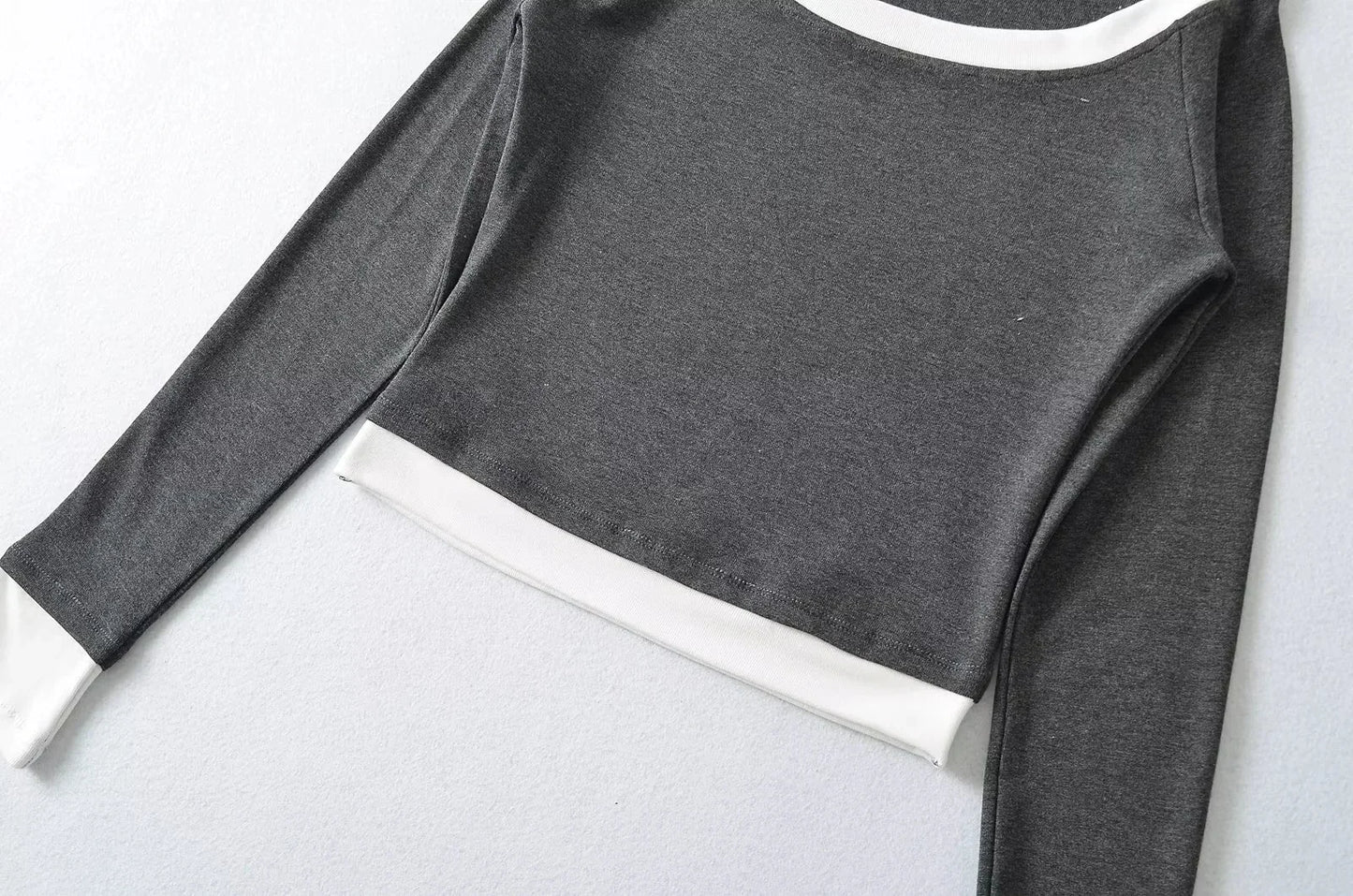 Long shirt like two layers