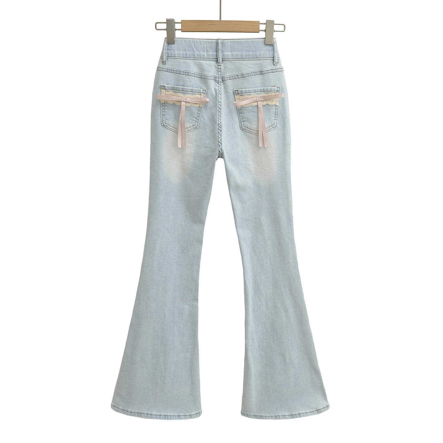 Wide jeans with ribbons at the back