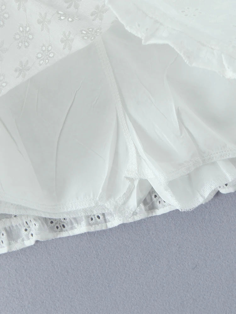 Mini lace skirt