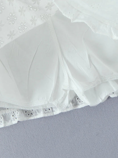 Mini lace skirt