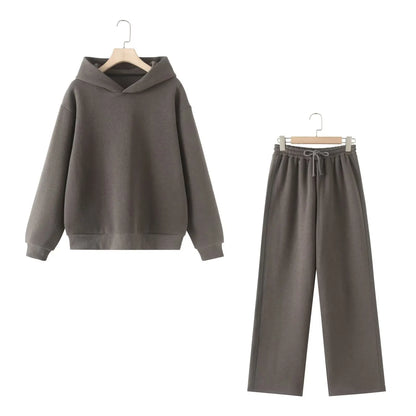 Basic Tracksuit and Sweatshirt