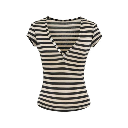Striped shirt with open half buttons