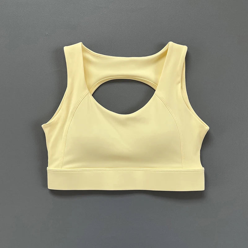 Sports bra with an opening in the back