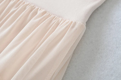 Skirt with mesh layers