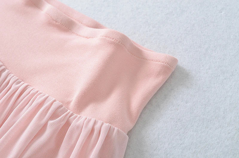 Skirt with mesh layers