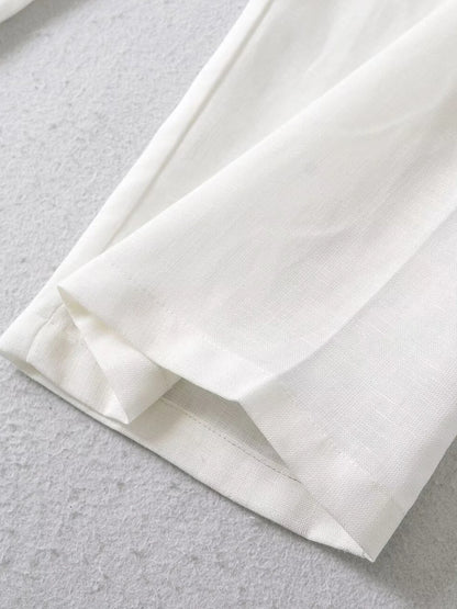 Elegant straight trousers