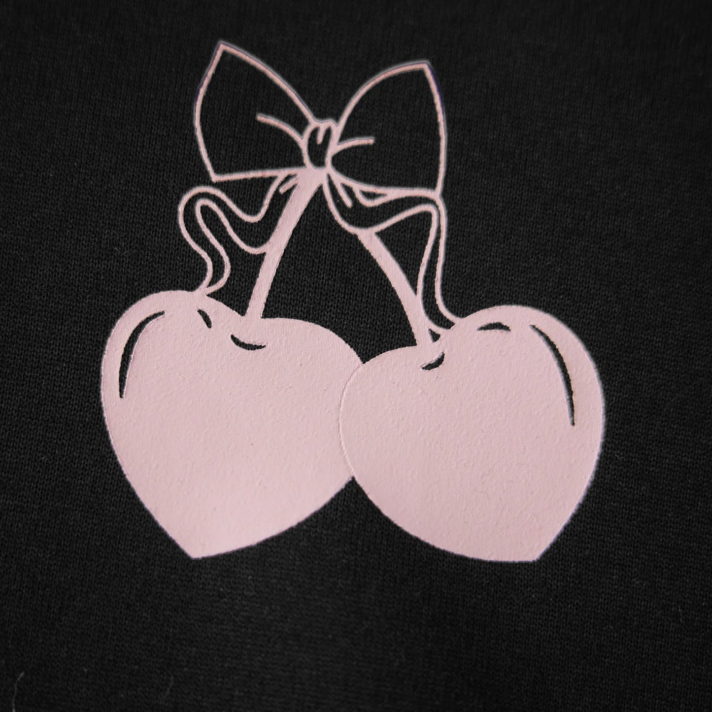Sweat set with an aesthetic cherry illustration