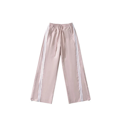 Wide pants with stripes