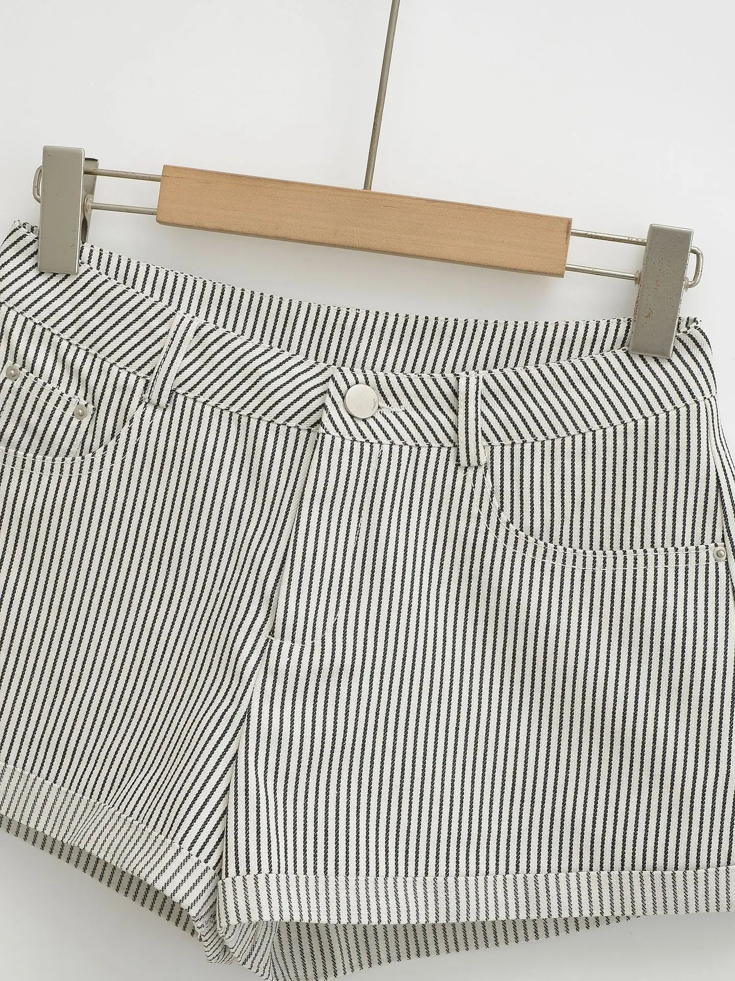 Denim-like striped shorts