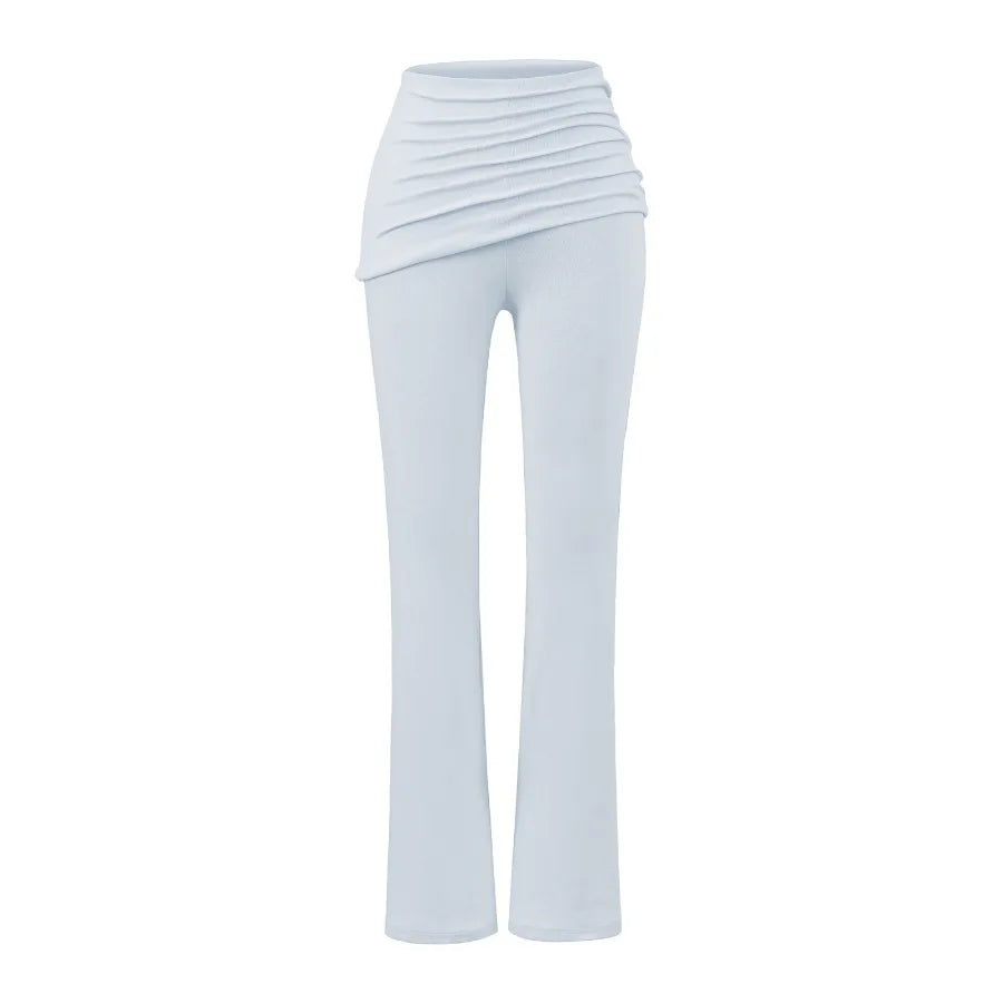 Tights with folds at the waist