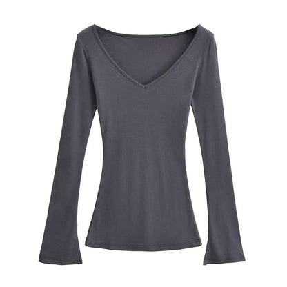 Shirt with flared sleeves