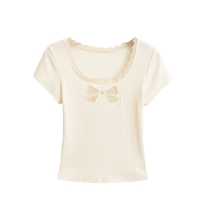 Shirt with lace bow