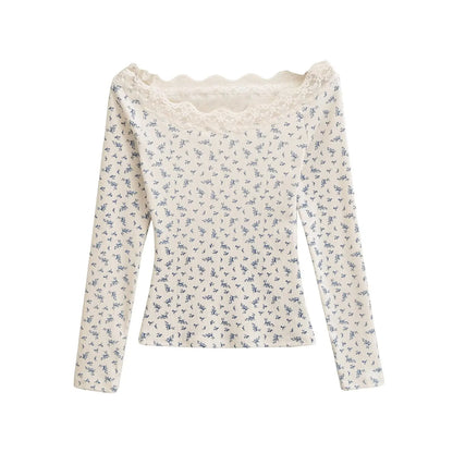 Long shirt with lace decorations