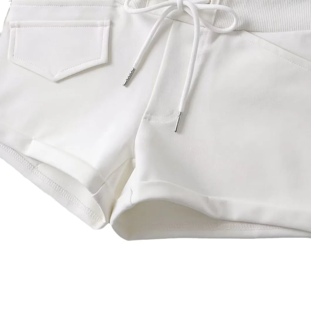 Shorts with a cute pocket