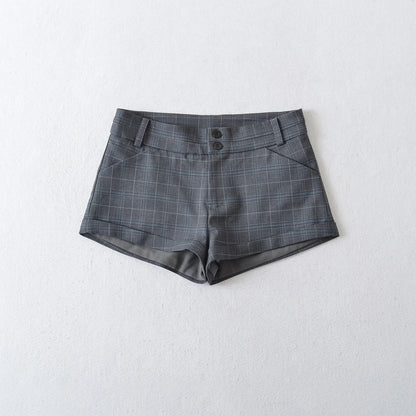 Elegant checkered shorts