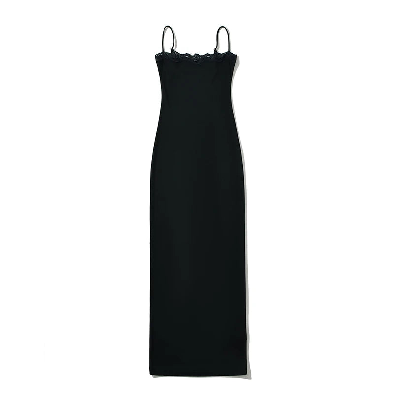 Bodycon dress with lace decorations