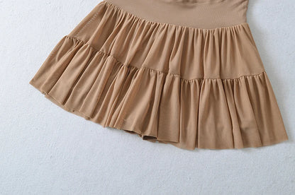 Skirt with mesh layers