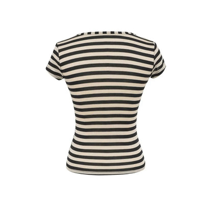 Striped shirt with open half buttons