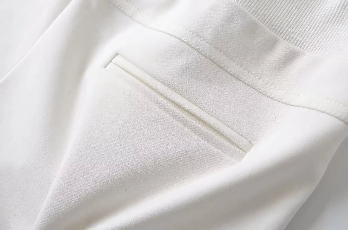 Shorts with a cute pocket