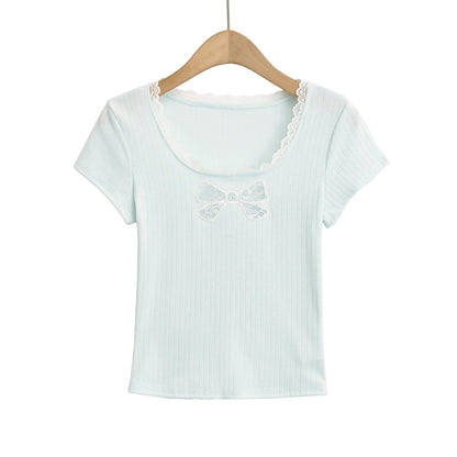 Shirt with lace bow