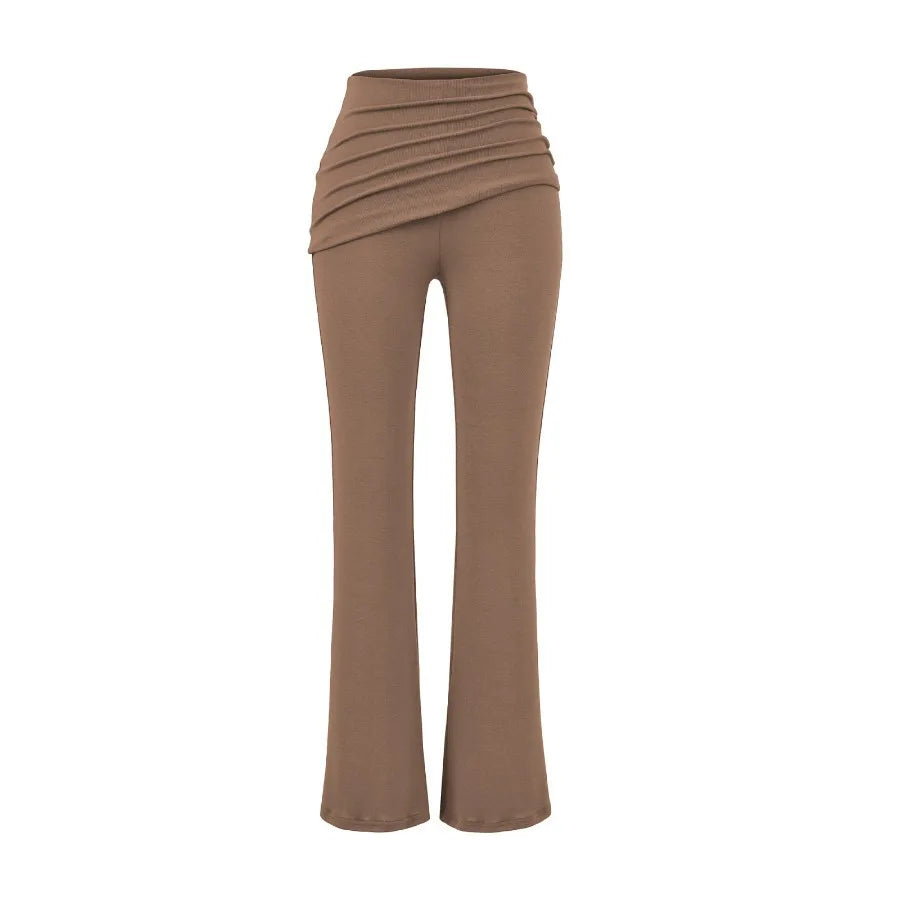 Tights with folds at the waist
