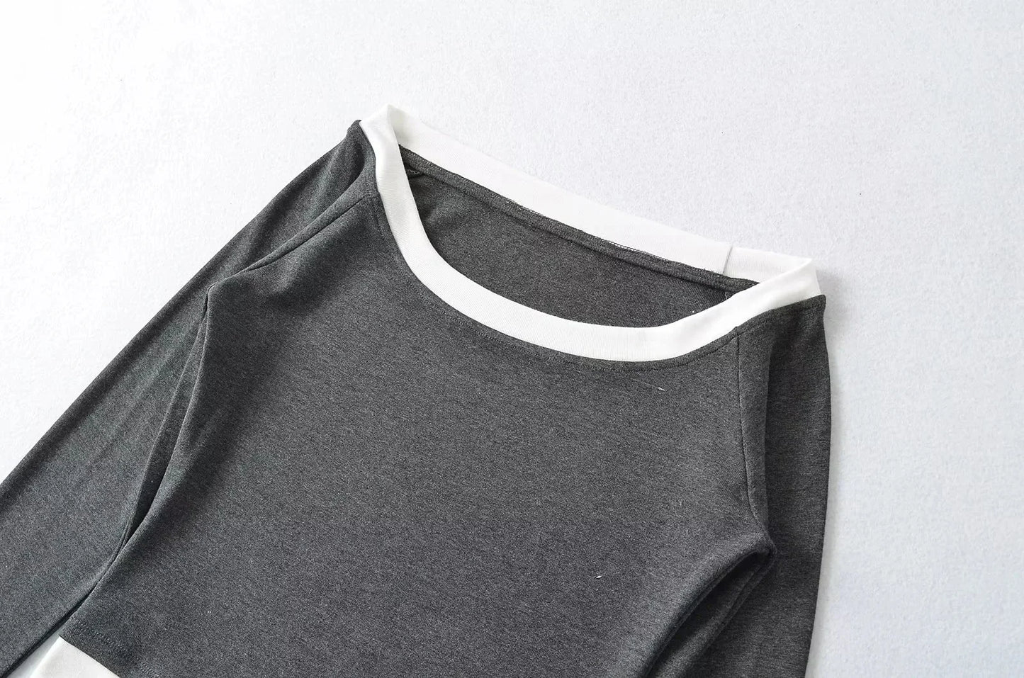 Long shirt like two layers
