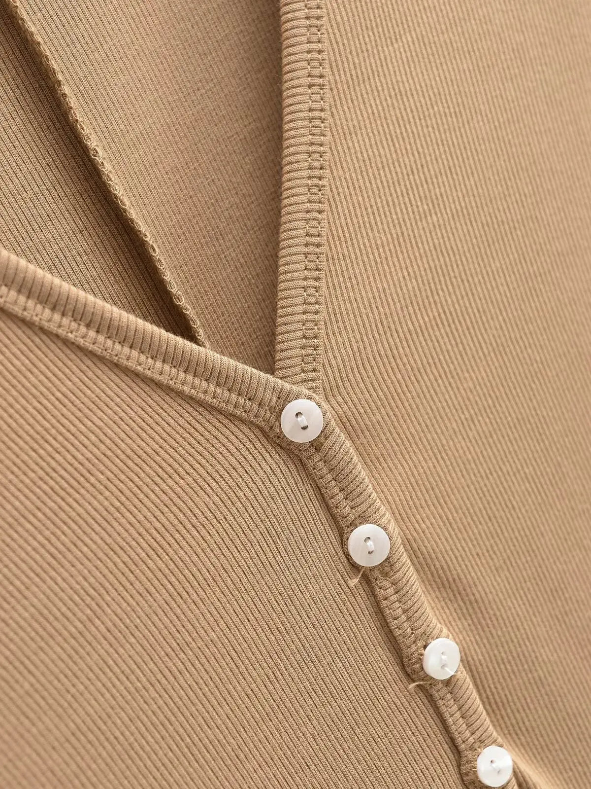 Buttoned v-neck overall
