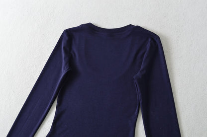 A soft long shirt with a round neckline