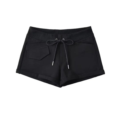 Shorts with a cute pocket