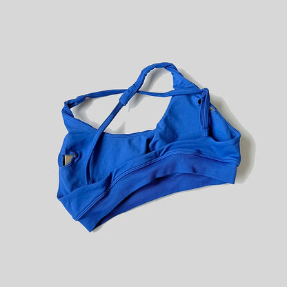 A sporty collar bra