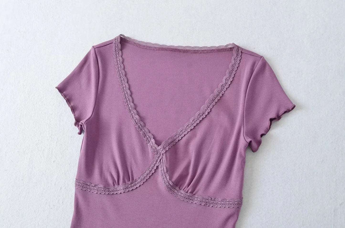 Lace triangle shirt
