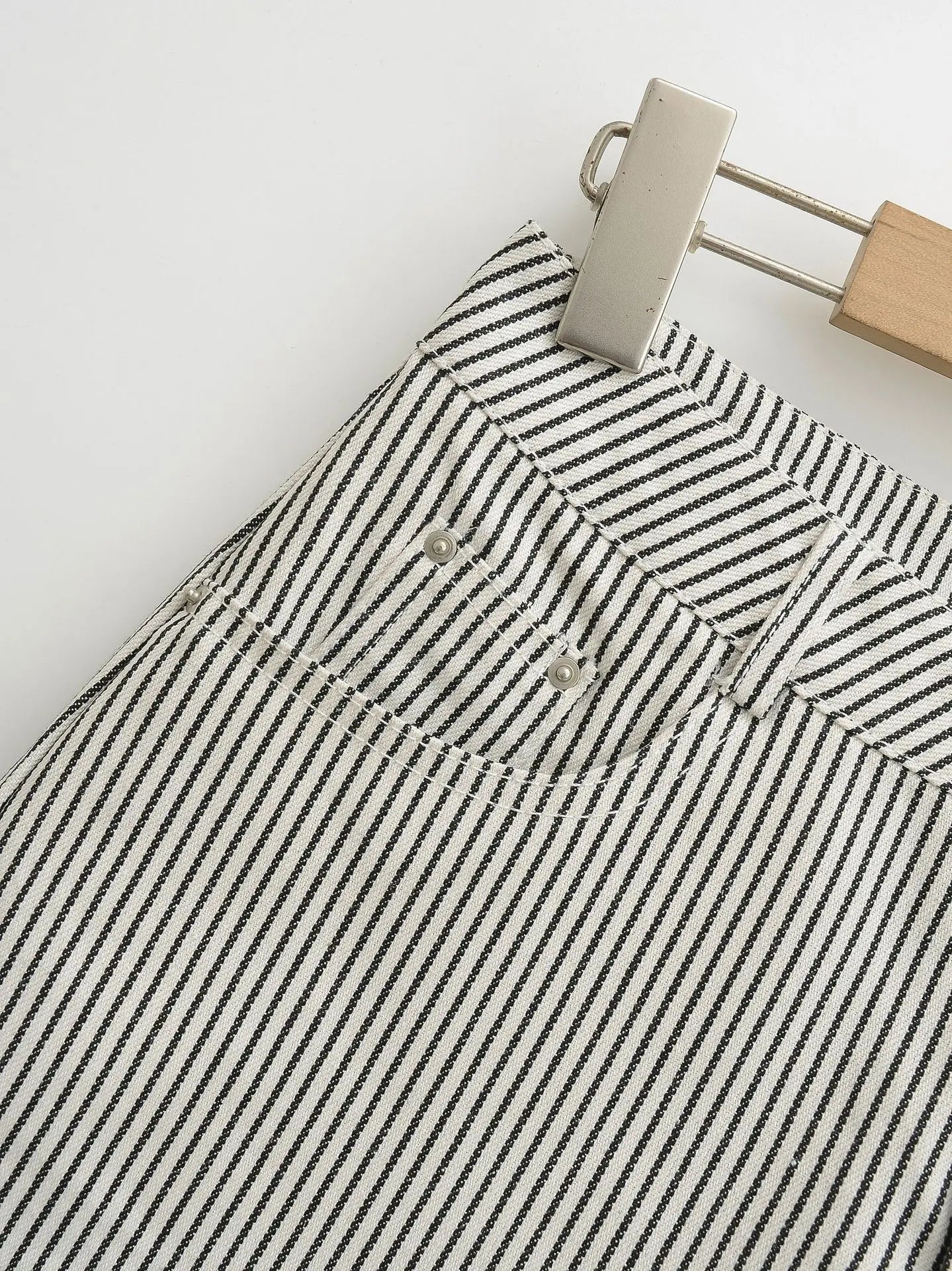 Denim-like striped shorts